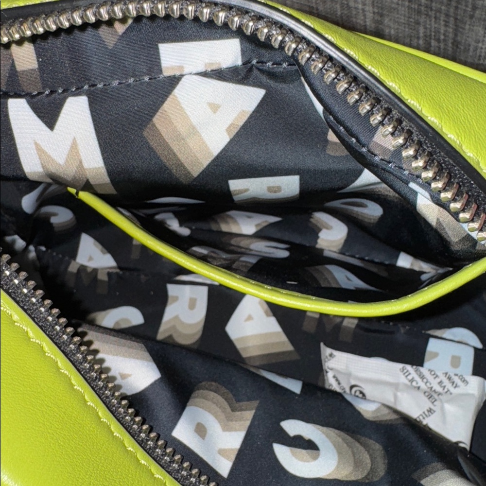 Marc Jacobs Flash Green Leather Camera Crossbody Bag - Picture 14 of 17